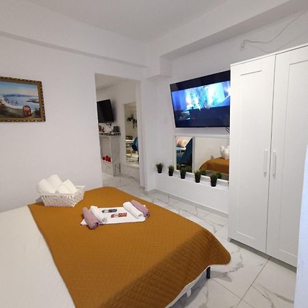Giannis Apartment Афины Экстерьер фото