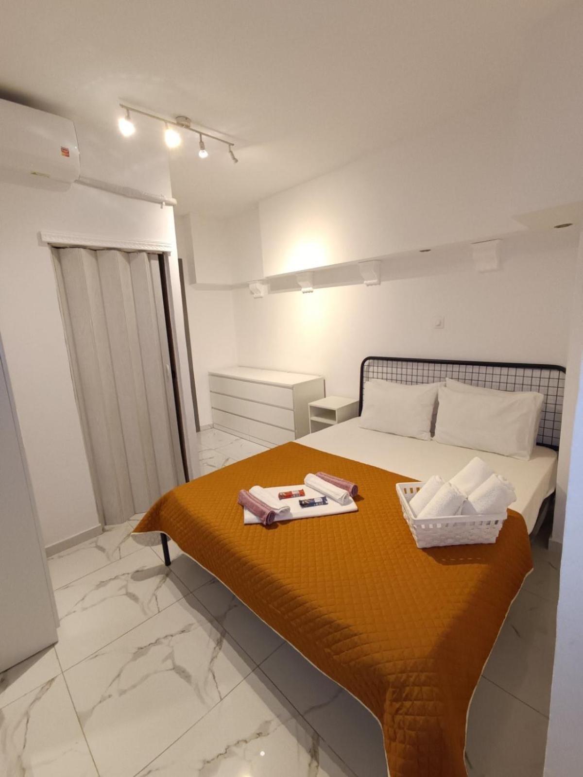 Giannis Apartment Афины Экстерьер фото