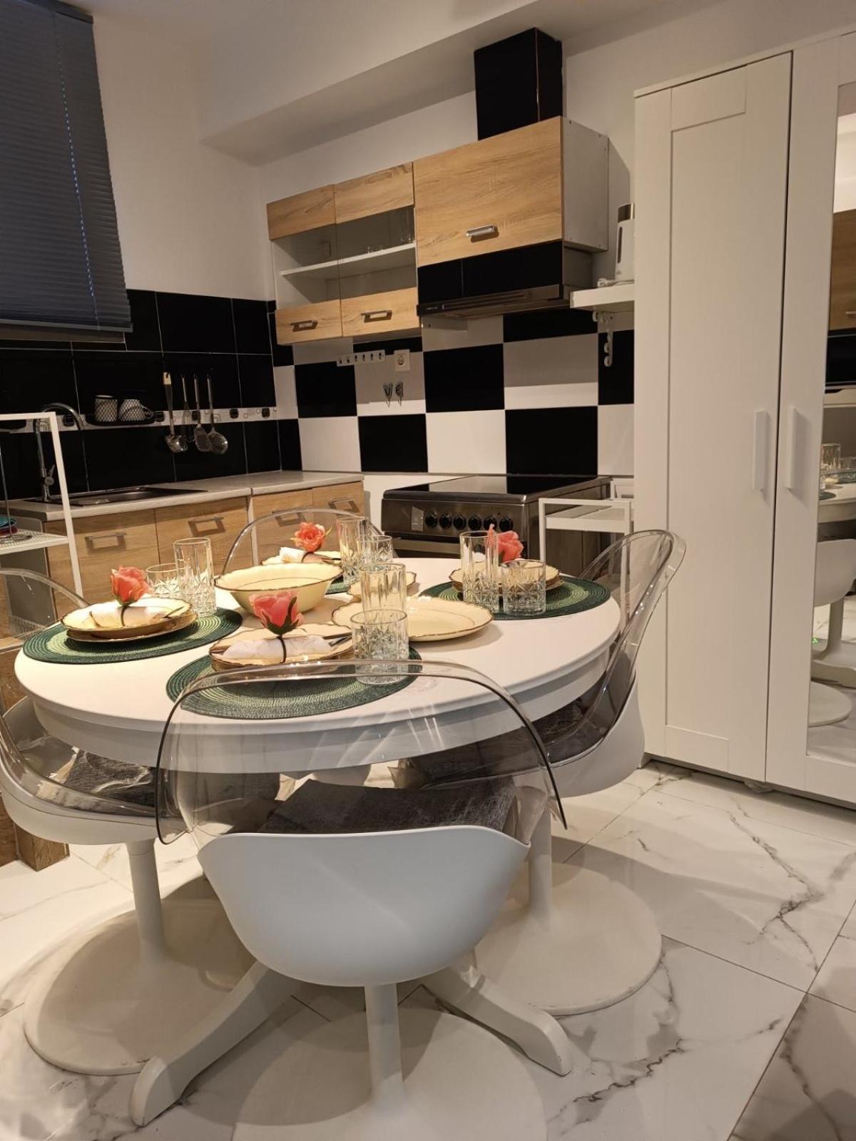 Giannis Apartment Афины Экстерьер фото