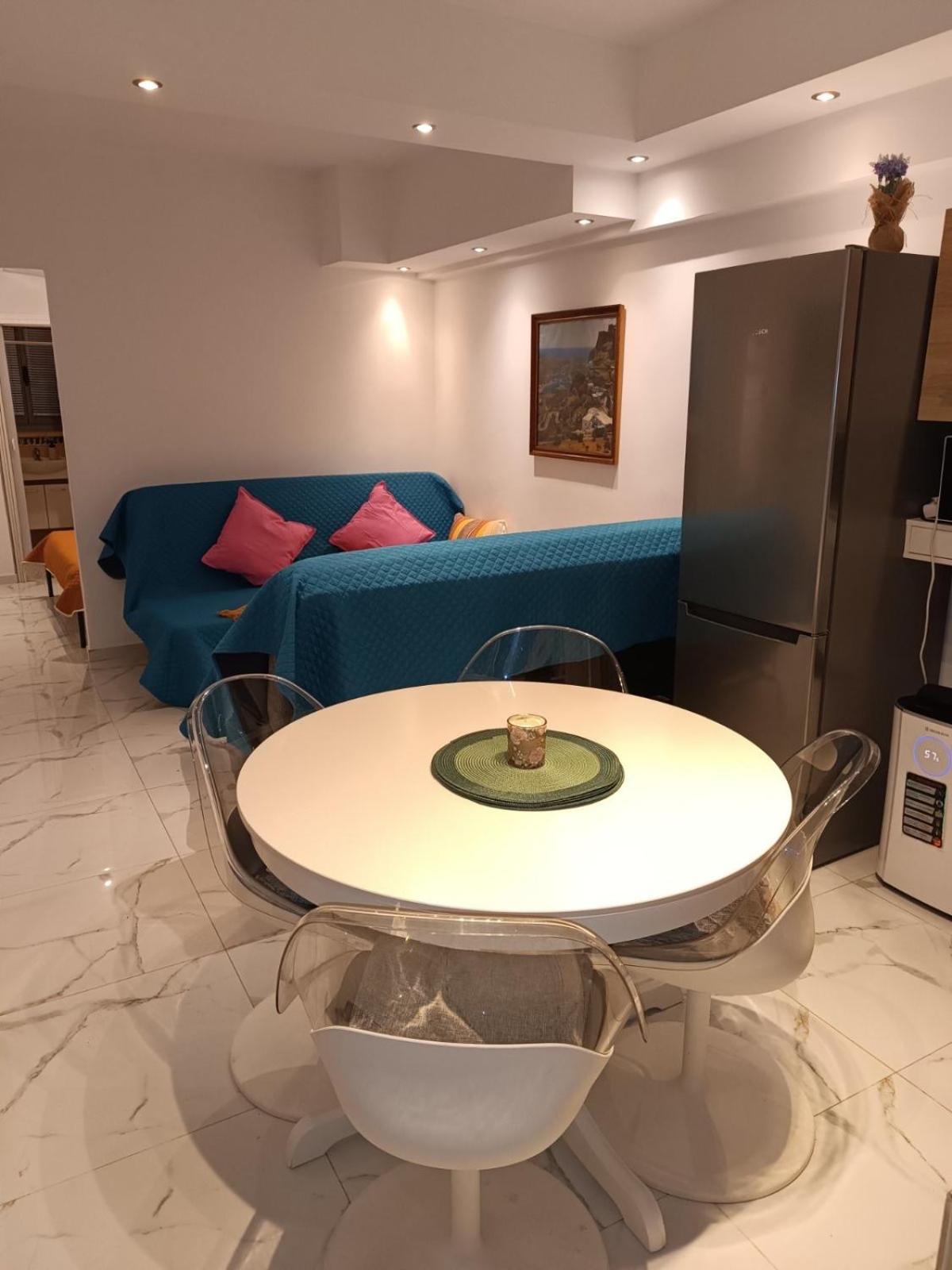 Giannis Apartment Афины Экстерьер фото